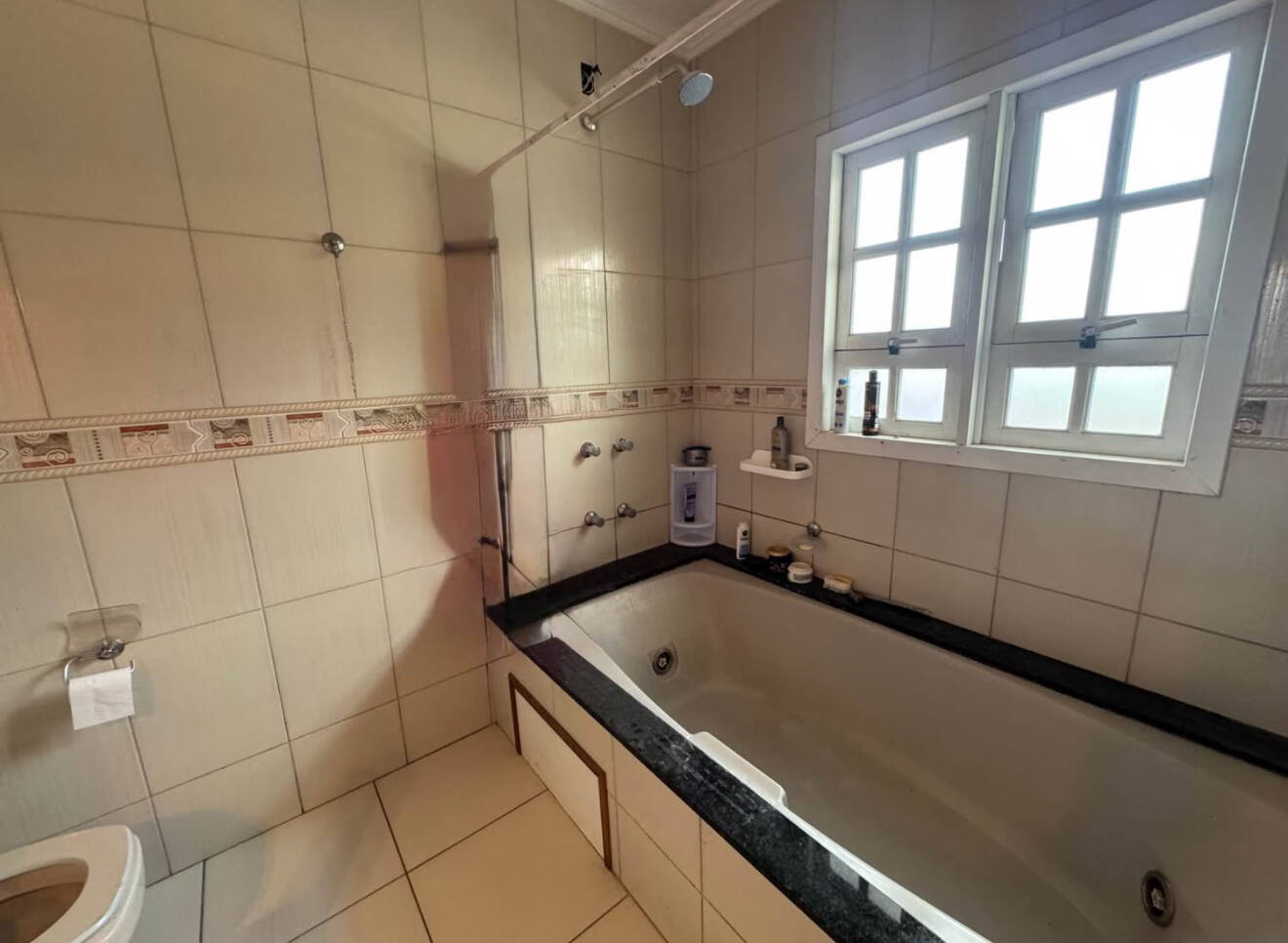 Casa, 5 quartos, 340 m² - Foto 9