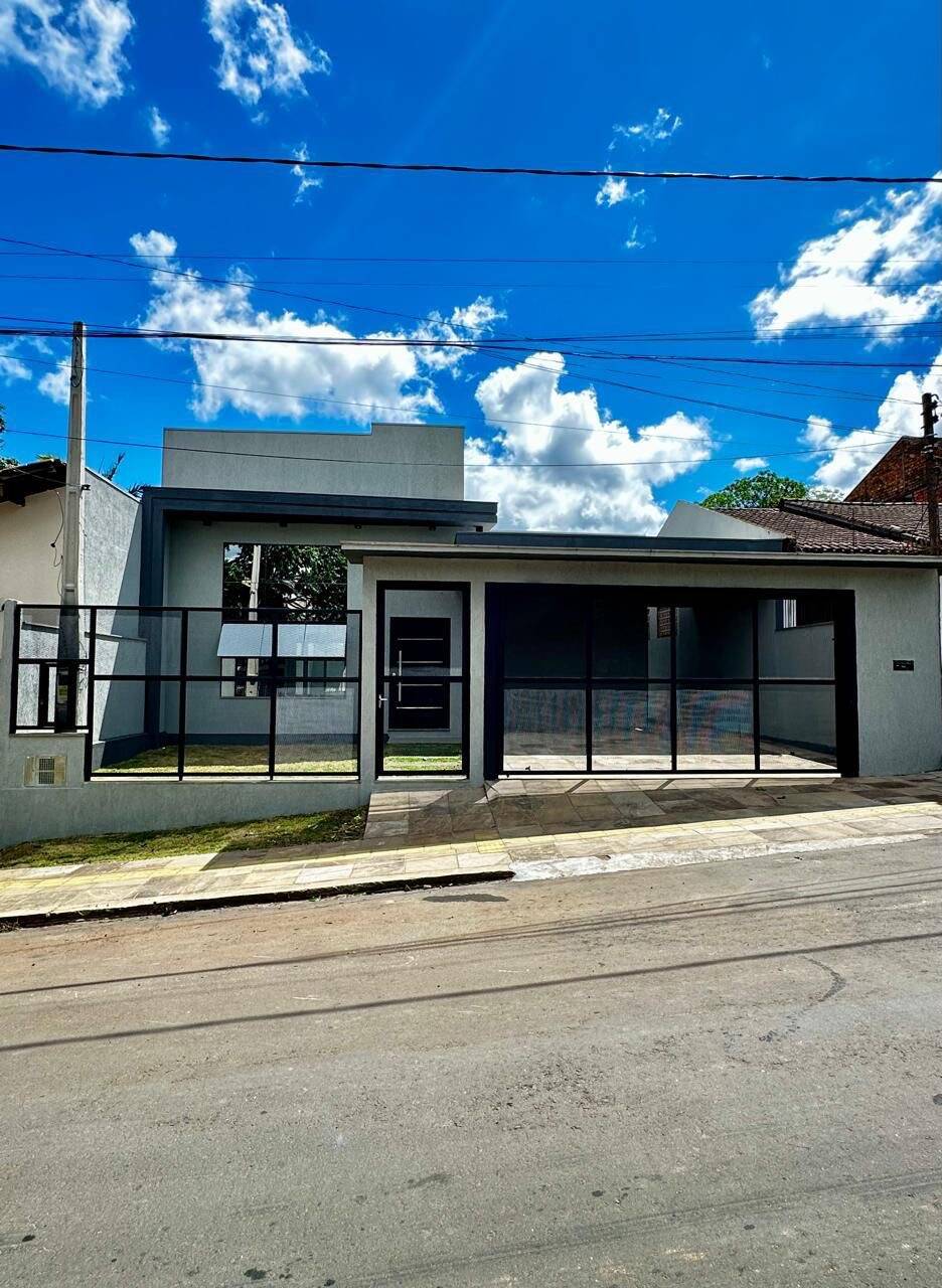 Casa, 3 quartos, 167 m² - Foto 1