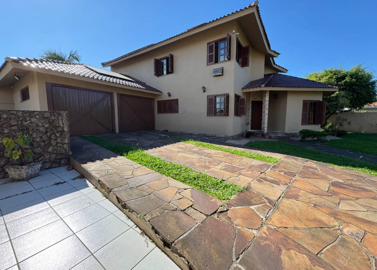 Casa, 4 quartos, 274 m² - Foto 2