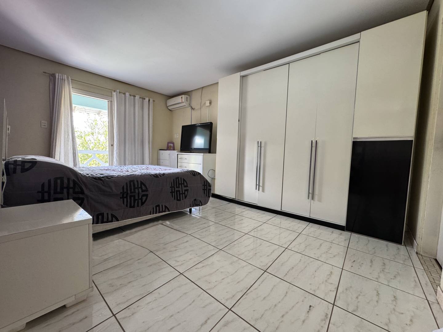 Casa, 4 quartos, 243 m² - Foto 23