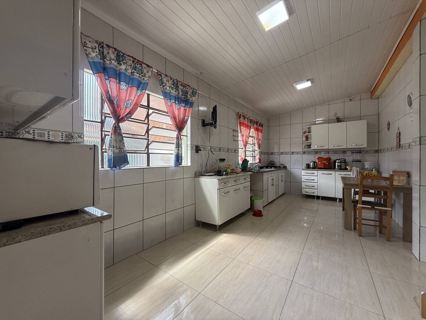 Casa, 5 quartos, 260 m² - Foto 9