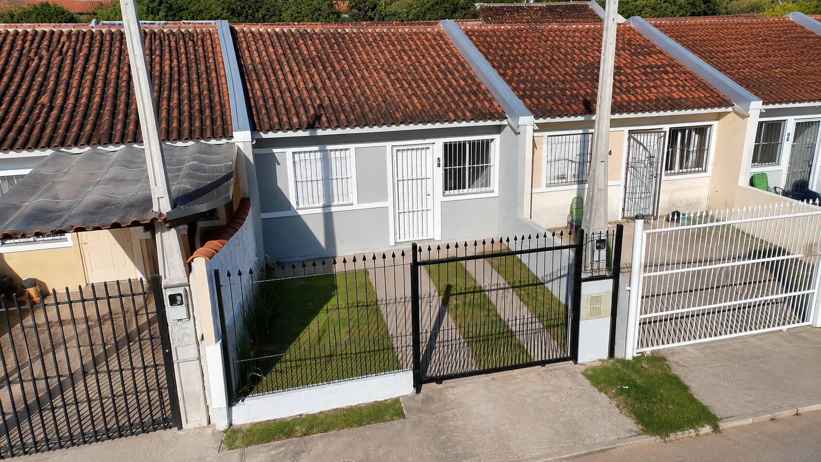 Casa, 2 quartos, 40 m² - Foto 1