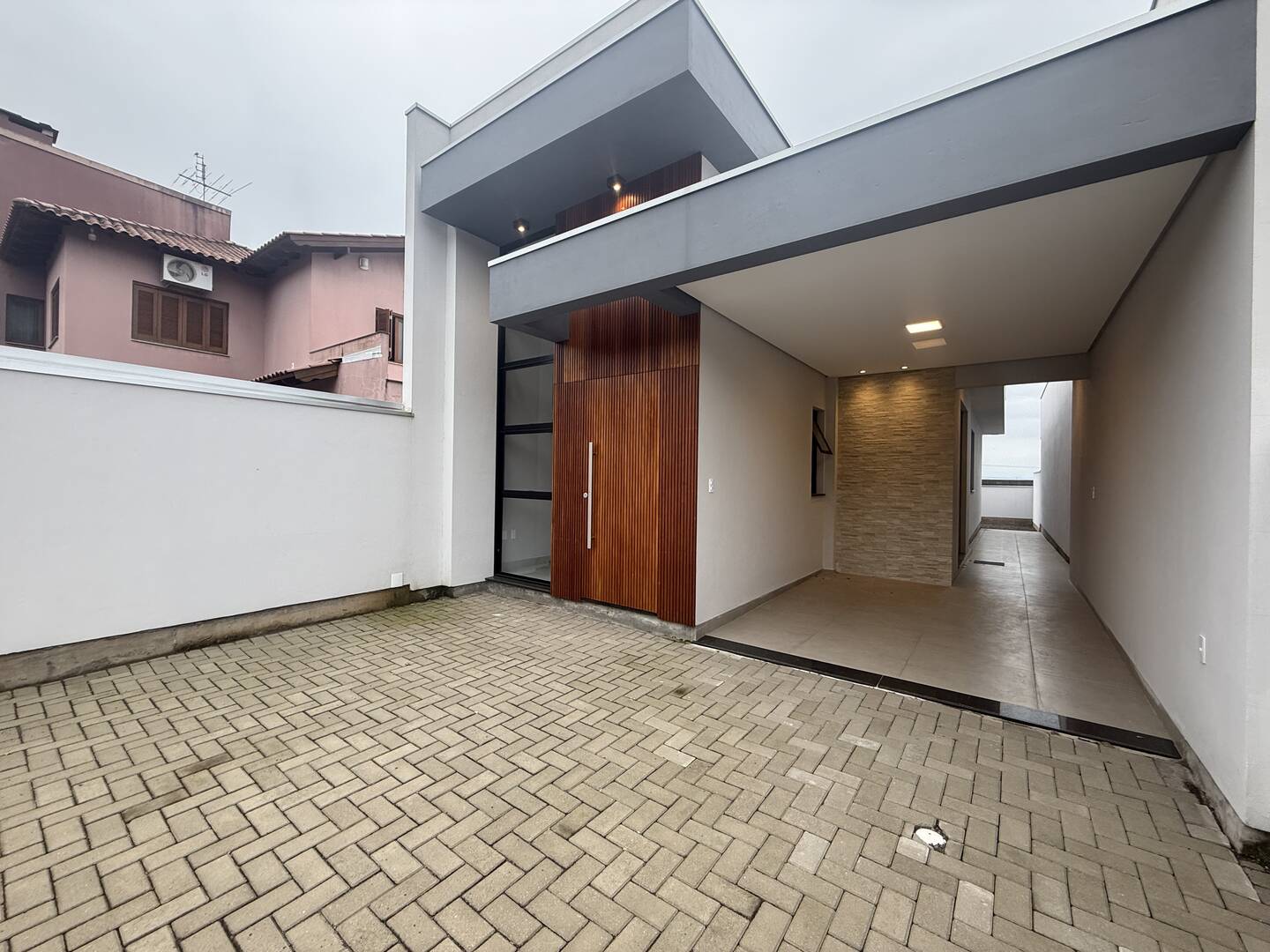 Casa, 2 quartos, 79 m² - Foto 1