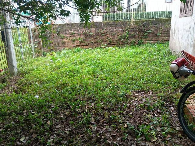 #18 - Casa para Venda em Esteio - RS - 2